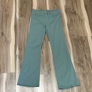 Women’s size medium Yogolicious